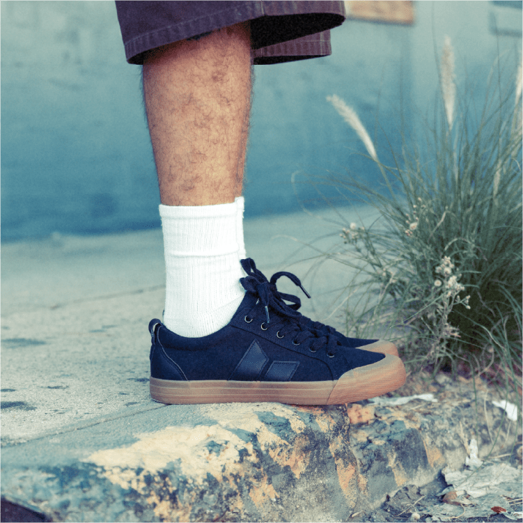 Macbeth Eliot Black/Gum - Macbeth Global