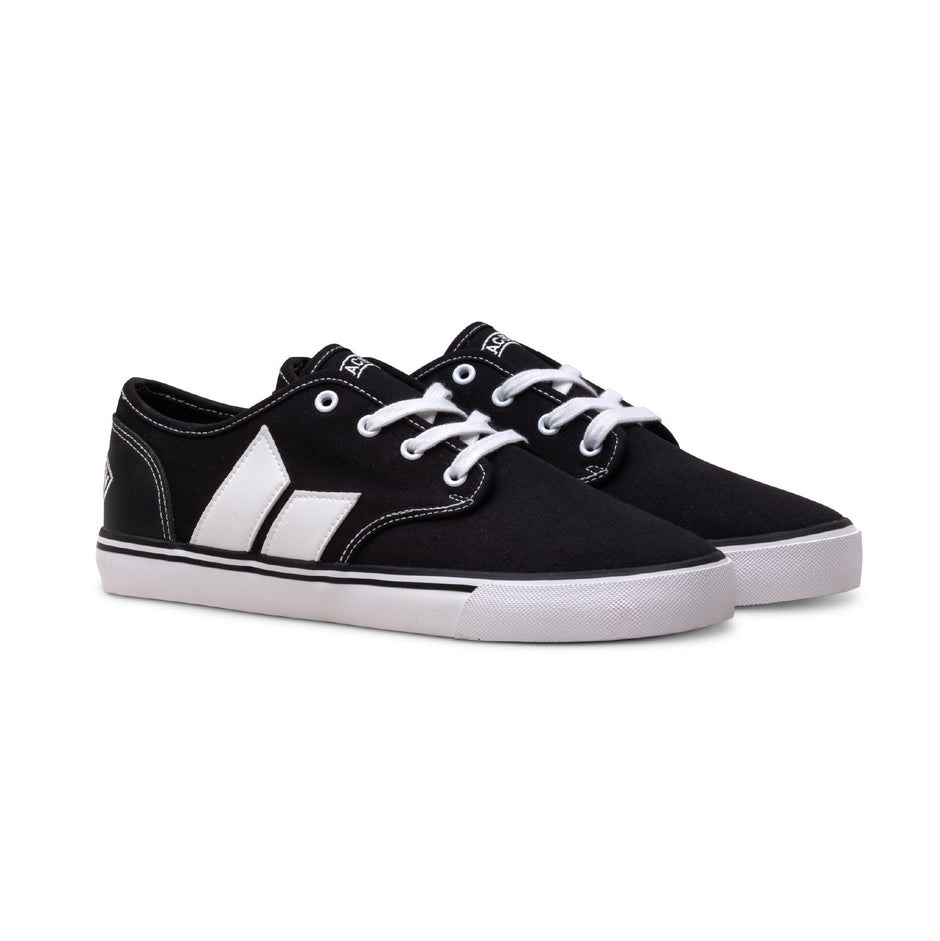 Macbeth Footwear – Macbeth Global