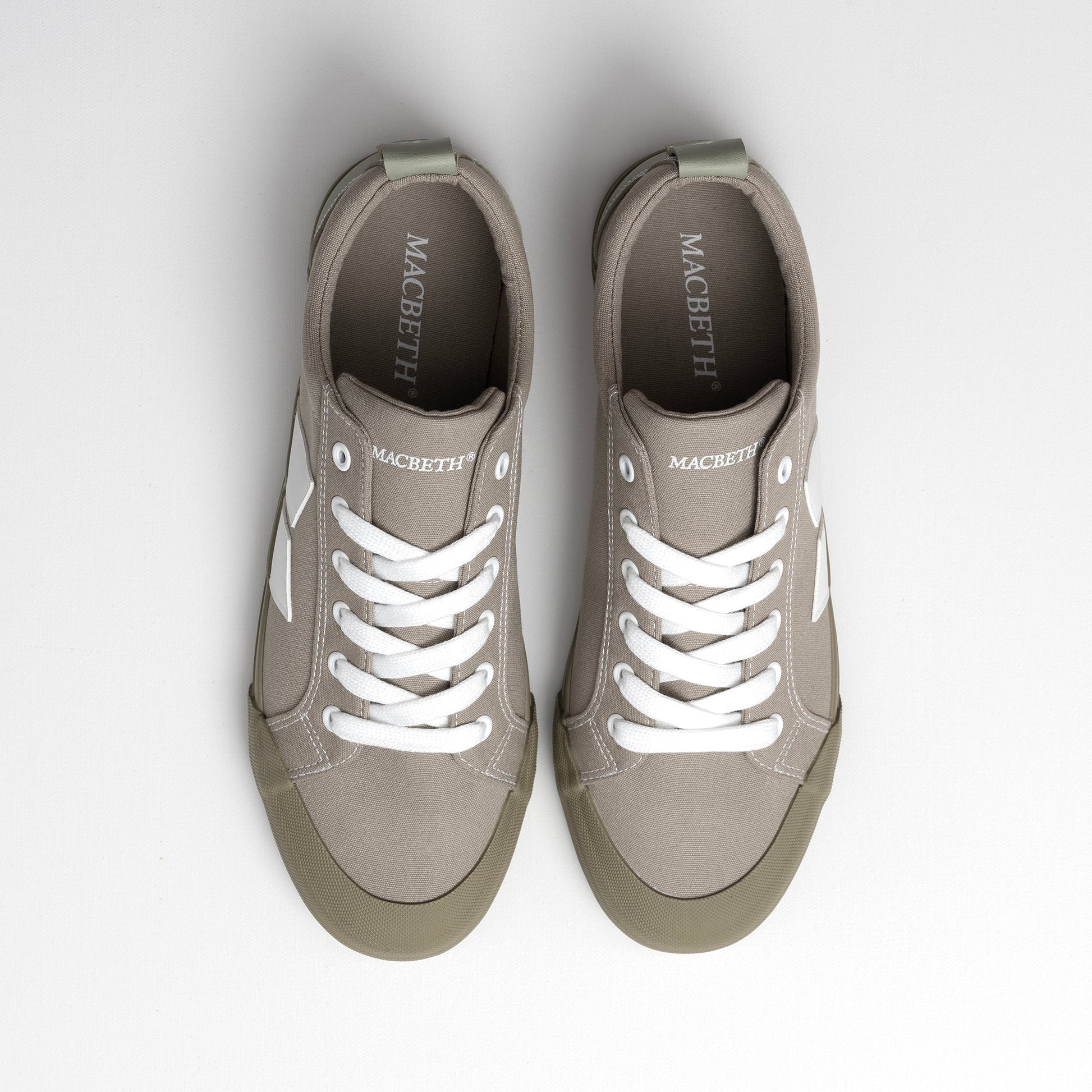 Eliot - Macbeth Global